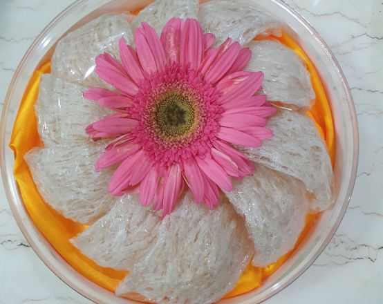 hình ảnh Yến sạch lông